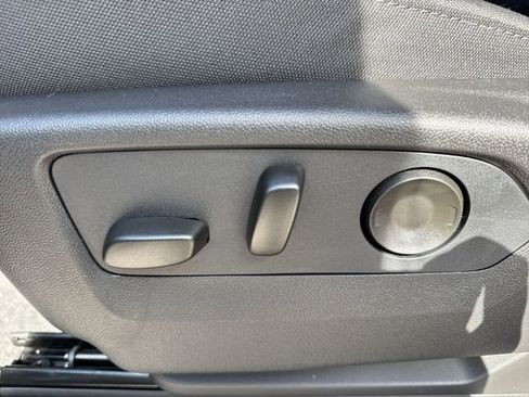 New 2026 GMC Sierra 1500 Elevation image 12