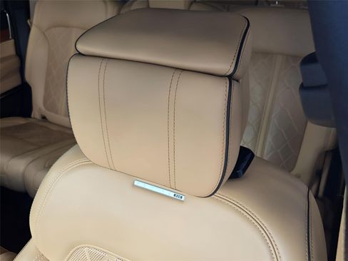 Used 2022 Jeep Grand Wagoneer Series III w/ Flexible Seating Group AWD/4WD image 22