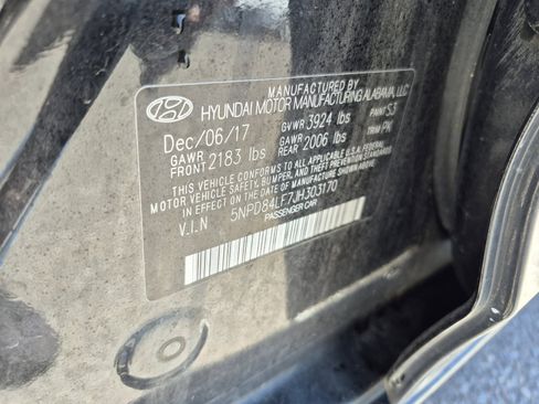 Used 2018 Hyundai Elantra SEL FWD image 24