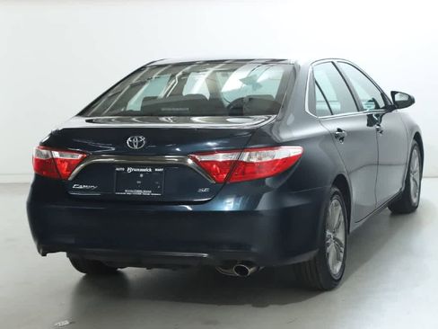 Used 2017 Toyota Camry SE image 43