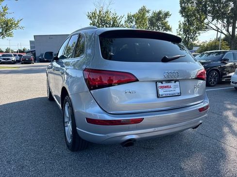 Used 2017 Audi Q5 2.0T Premium Plus w/ Technology Package AWD/4WD image 4