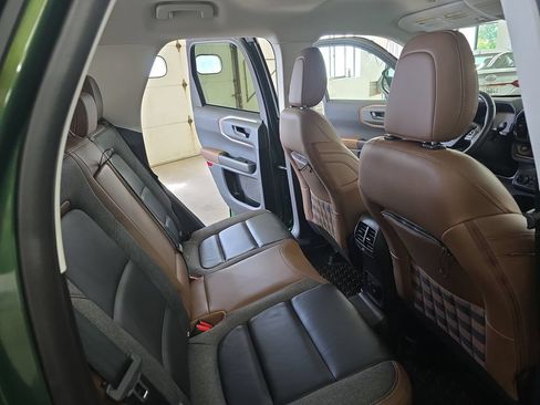 Used 2023 Ford Bronco Sport Outer Banks AWD/4WD image 11