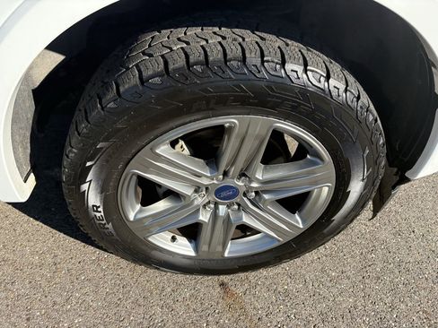 Used 2018 Ford F150 XLT w/ Equipment Group 302A Luxury image 19