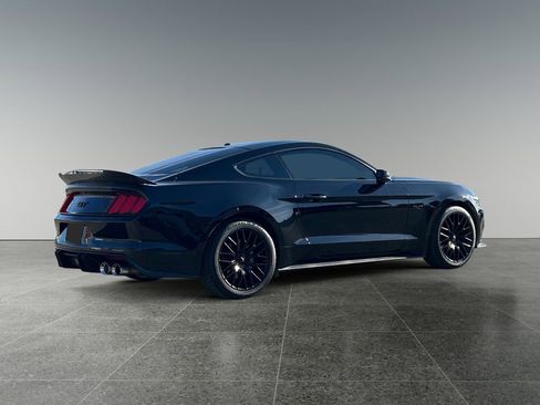 Used 2017 Ford Mustang GT Premium w/ GT Performance Package image 7