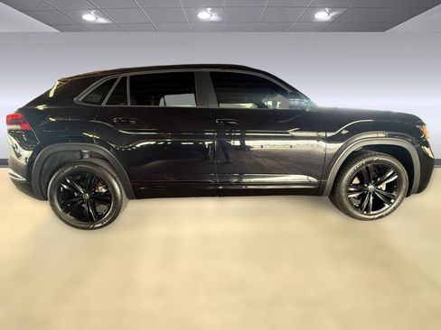 Used 2022 Volkswagen Atlas Cross Sport SEL R-Line image 7