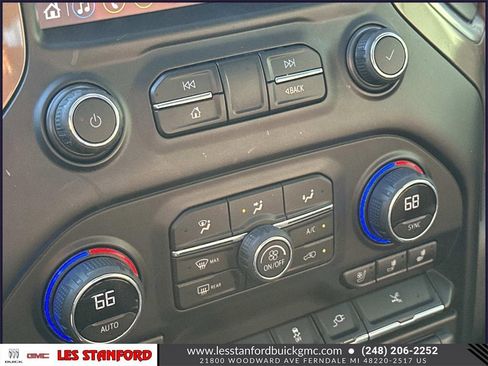 Used 2020 Chevrolet Silverado 1500 High Country w/ Technology Package image 33