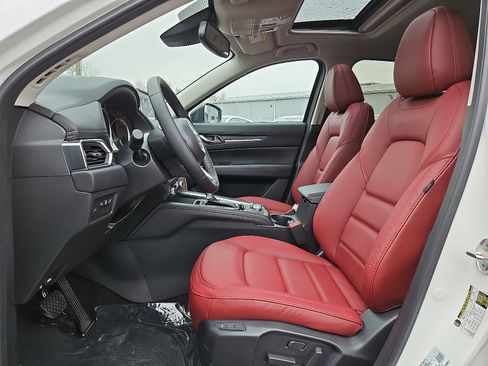 New 2025 MAZDA CX-5 Carbon Edition image 11