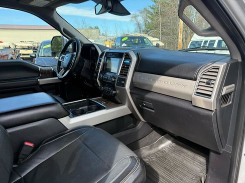 Used 2017 Ford F350 Lariat w/ Lariat Ultimate Package image 18