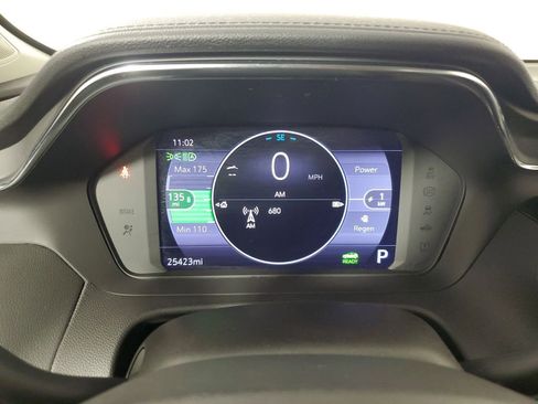 Used 2023 Chevrolet Bolt EUV Premier w/ Redline Edition image 27