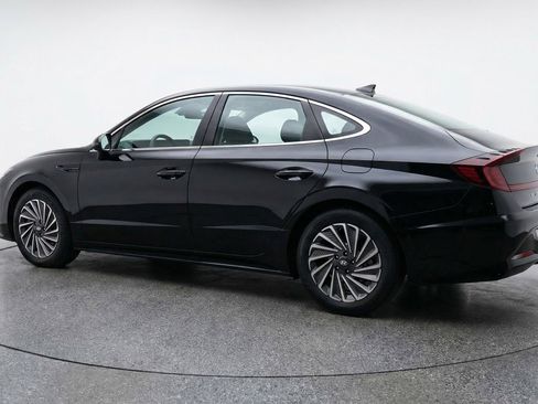 Used 2025 Hyundai Sonata SEL FWD image 6