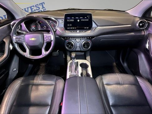 Used 2024 Chevrolet Blazer LT AWD/4WD image 8