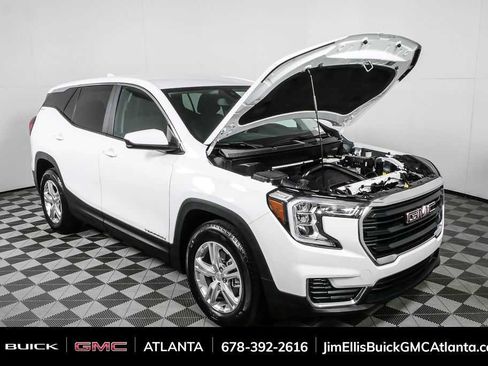 Used 2024 GMC Terrain SLE FWD image 31
