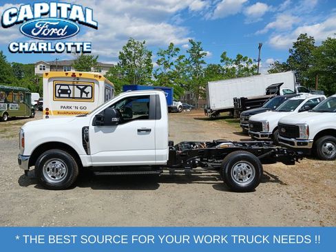 New 2026 Ford F250 XL RWD image 2