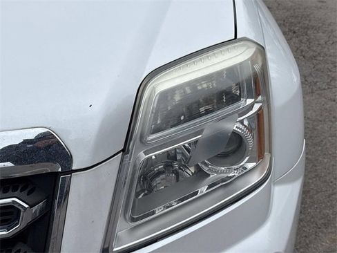 Used 2017 GMC Terrain SLT w/ Open Road Package image 10