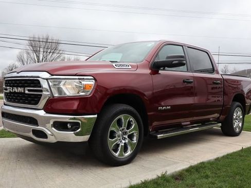 Used 2023 RAM 1500 Big Horn AWD/4WD image 9