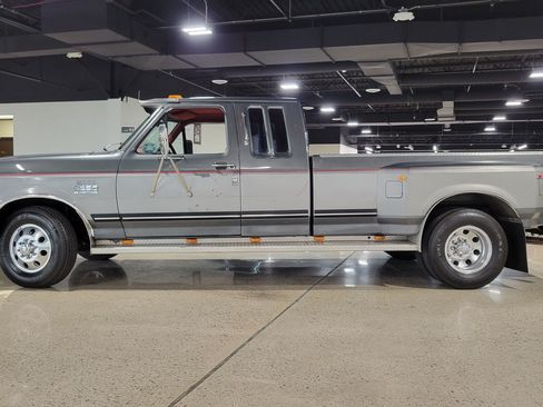 Used 1987 Ford F250 2WD SuperCab image 21