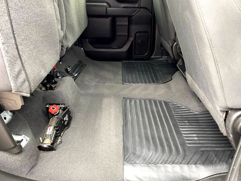 Used 2021 Chevrolet Silverado 1500 Custom image 13