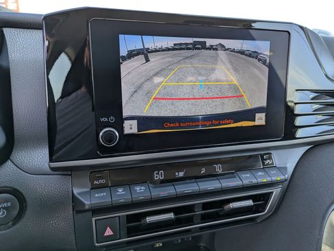 Used 2025 Toyota Camry LE image 17