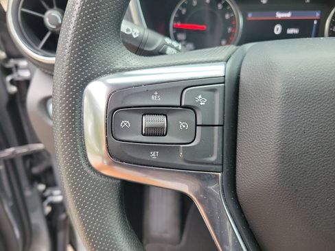 Used 2025 Chevrolet Blazer LT FWD image 17