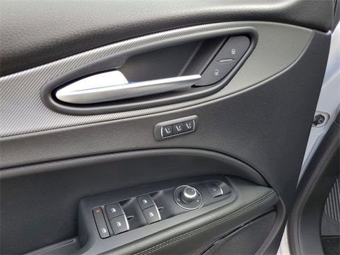 New 2025 Alfa Romeo Stelvio Sprint w/ Convenience Package image 20