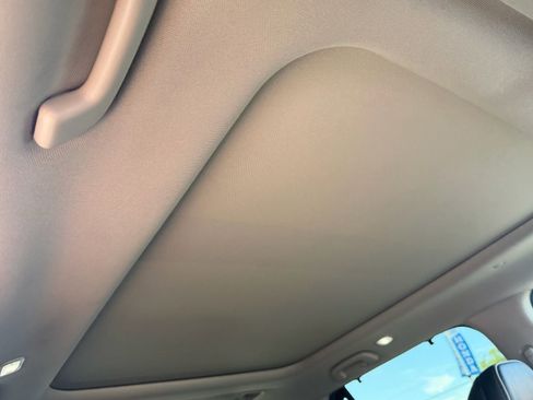 Certified 2023 Honda Pilot Elite image 13