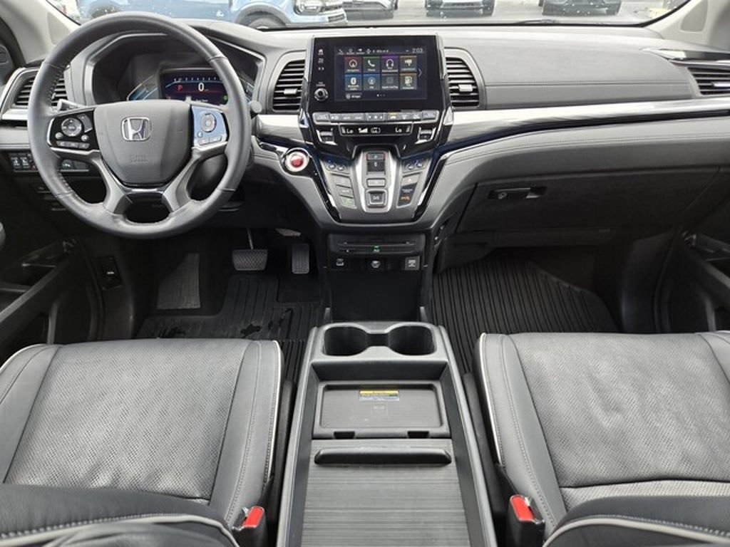 Used 2023 Honda Odyssey Elite image 18