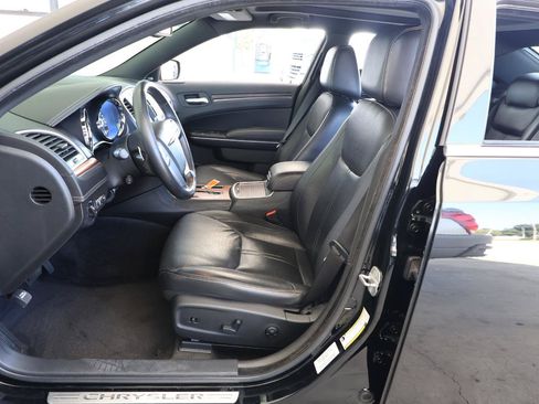 Used 2012 Chrysler 300 C Luxury Series RWD image 13