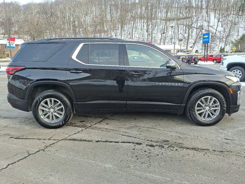 Used 2023 Chevrolet Traverse LT image 7