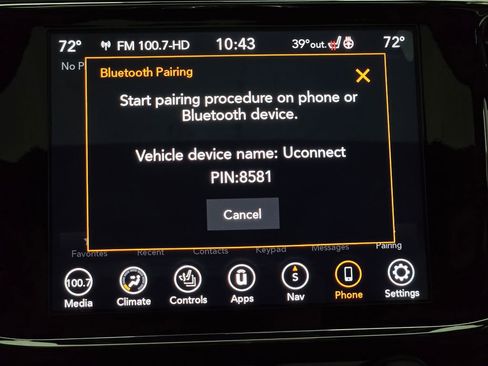 Used 2022 Jeep Grand Cherokee Laredo X image 8