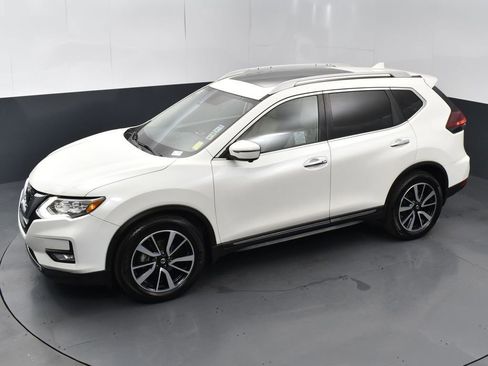 Used 2020 Nissan Rogue SL w/ Premium Package image 44