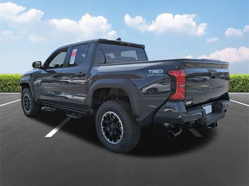 New 2026 Toyota Tacoma TRD Off-Road AWD/4WD image 6