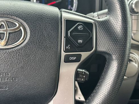 Used 2017 Toyota 4Runner SR5 image 25