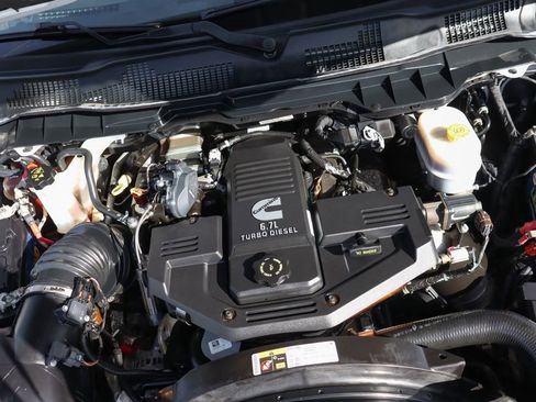 Used 2017 RAM 2500 Limited image 14