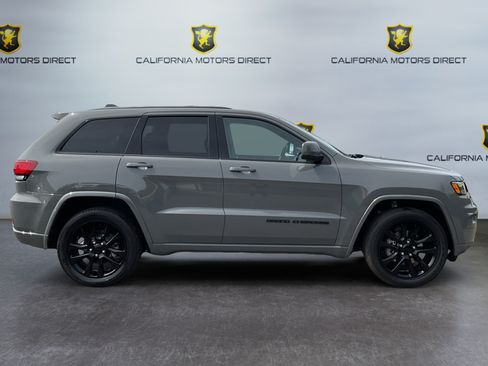 Used 2019 Jeep Grand Cherokee Altitude RWD image 4