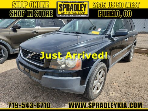 Used 2004 Volvo XC90 2.5T image 1