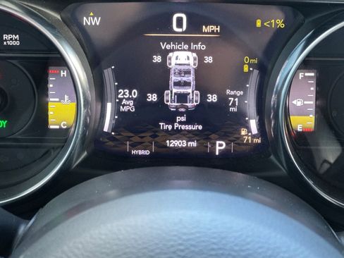 Used 2023 Jeep Wrangler Unlimited w/ Cold Weather Group AWD/4WD image 30