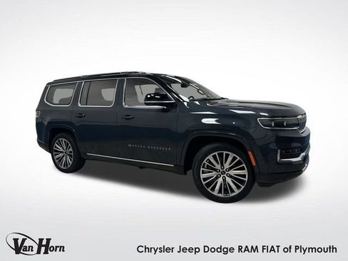 Used 2024 Jeep Grand Wagoneer Series III image 1