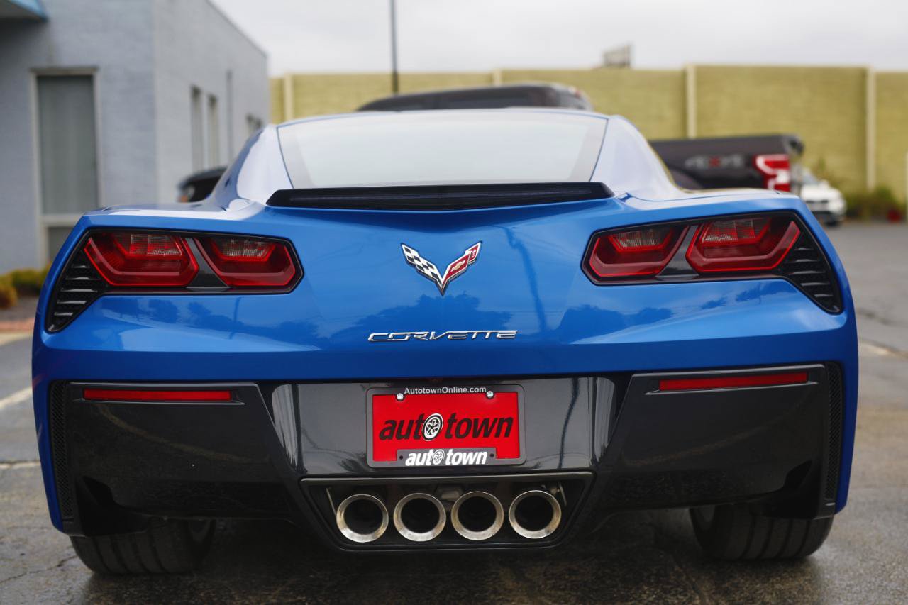 Used 2014 Chevrolet Corvette Stingray Coupe w/ 2LT Preferred Equipment Group RWD image 14