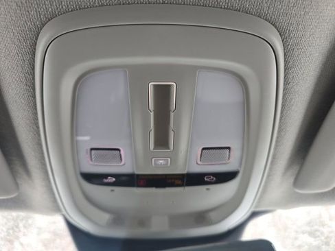 Certified 2023 Volvo XC40 B5 Plus w/ Driver Assist Package image 38