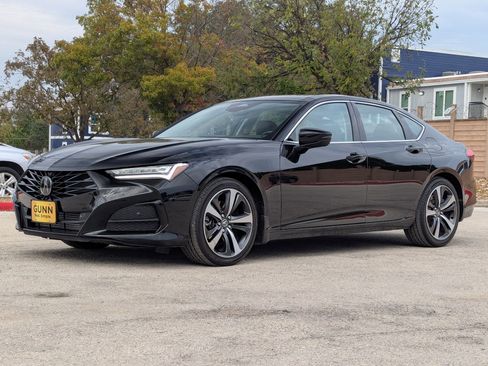 Certified 2025 Acura TLX w/ Technology Package image 8
