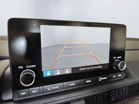Used 2024 Honda CR-V LX image 17
