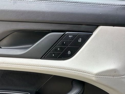 Certified 2024 Porsche Taycan image 19