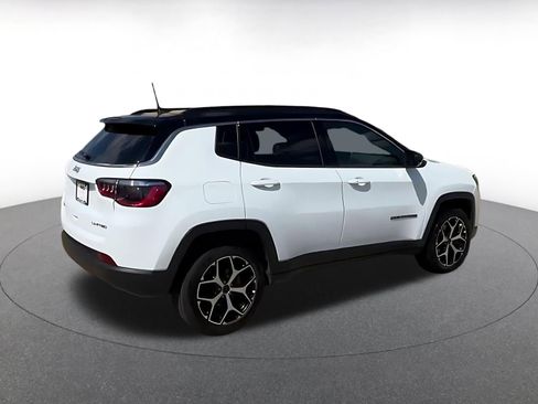 Used 2025 Jeep Compass Limited AWD/4WD image 14