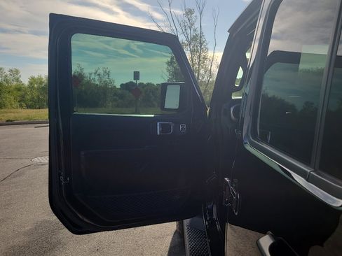 Used 2021 Jeep Wrangler Unlimited Sport AWD/4WD image 10
