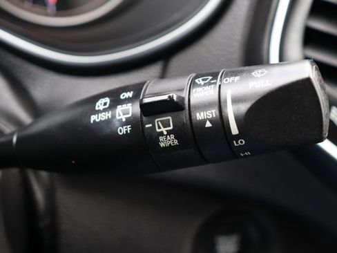 Used 2020 Jeep Cherokee Latitude Plus FWD image 21