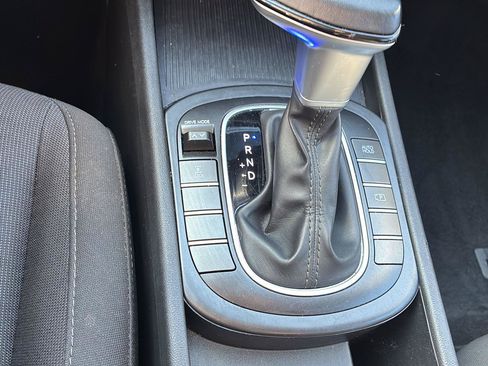 Used 2025 Hyundai Kona SEL AWD/4WD image 29