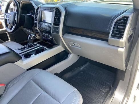 Used 2019 Ford F150 Lariat w/ Max Trailer Tow Package AWD/4WD image 24