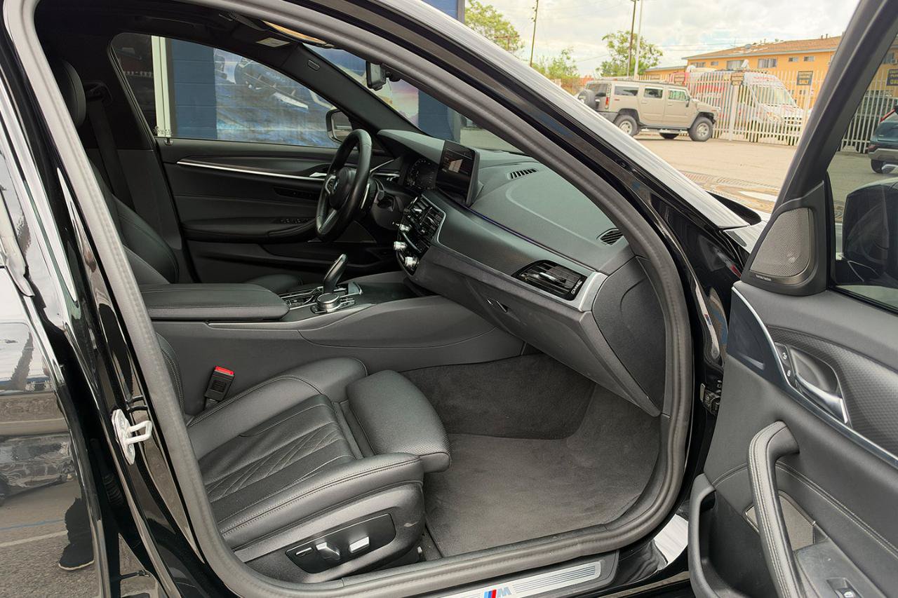 Used 2023 BMW 530i w/ M Sport Package RWD image 19