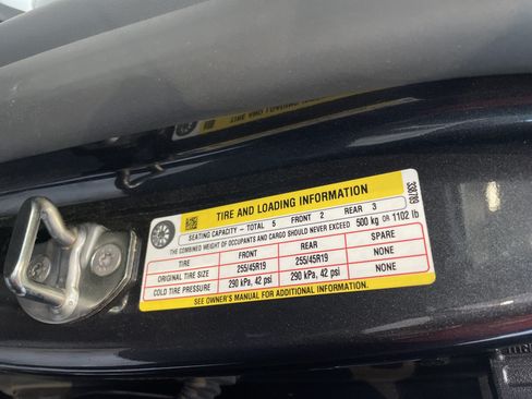 Used 2026 Tesla Model Y AWD image 39