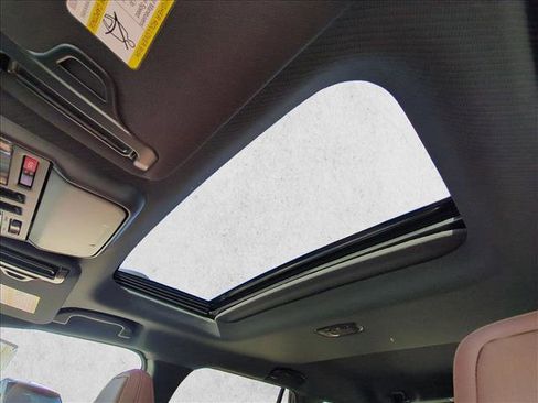 New 2026 Subaru Outback Touring XT image 21